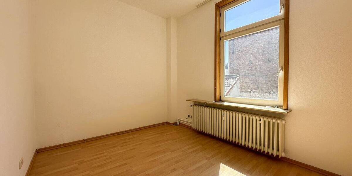 Etagenwohnung Einbeck - 3 Zimmer, 95 m&sup2;, 750&euro; | Angebot:26476346