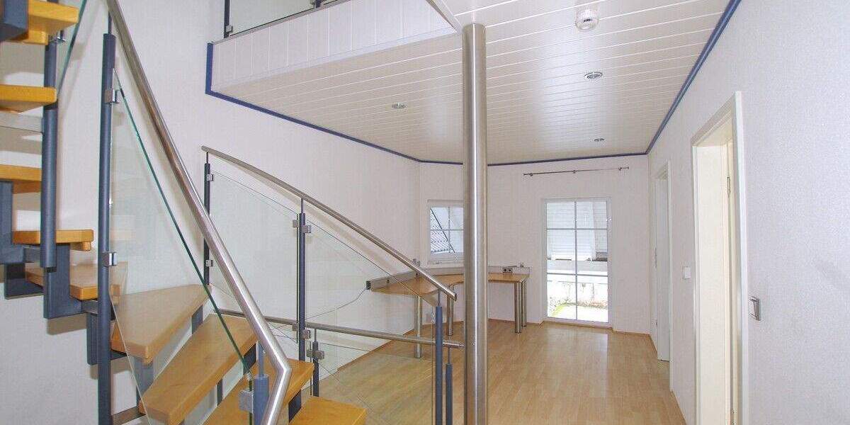 Doppelhaushälfte Lupburg - 4 Zimmer, 170 m&sup2;, 1.440&euro; | Angebot:25744435