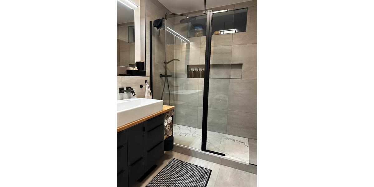 Etagenwohnung Regensburg Kumpfmühl - 3 Zimmer, 105 m&sup2;, 2.000&euro; | Angebot:26120684