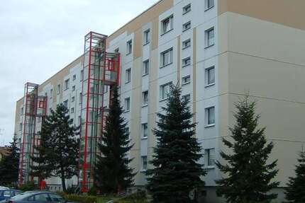 Wohnung Finsterwalde - 1 Zimmer, 33 m&sup2;, 207&euro; | Angebot:26145327