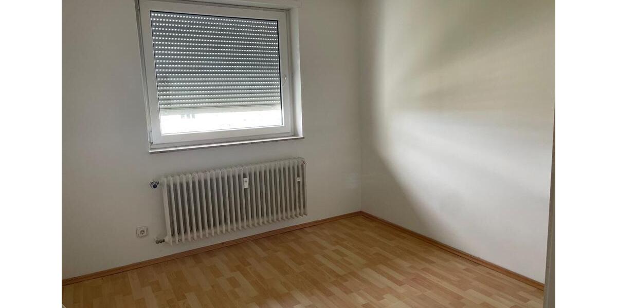 Etagenwohnung Mannheim Almenhof - 4 Zimmer, 104 m&sup2;, 1.200&euro; | Angebot:26256455