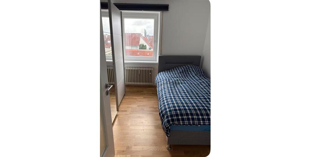 Etagenwohnung Augsburg Lechhausen - 3 Zimmer, 90 m&sup2;, 1.670&euro; | Angebot:25550461