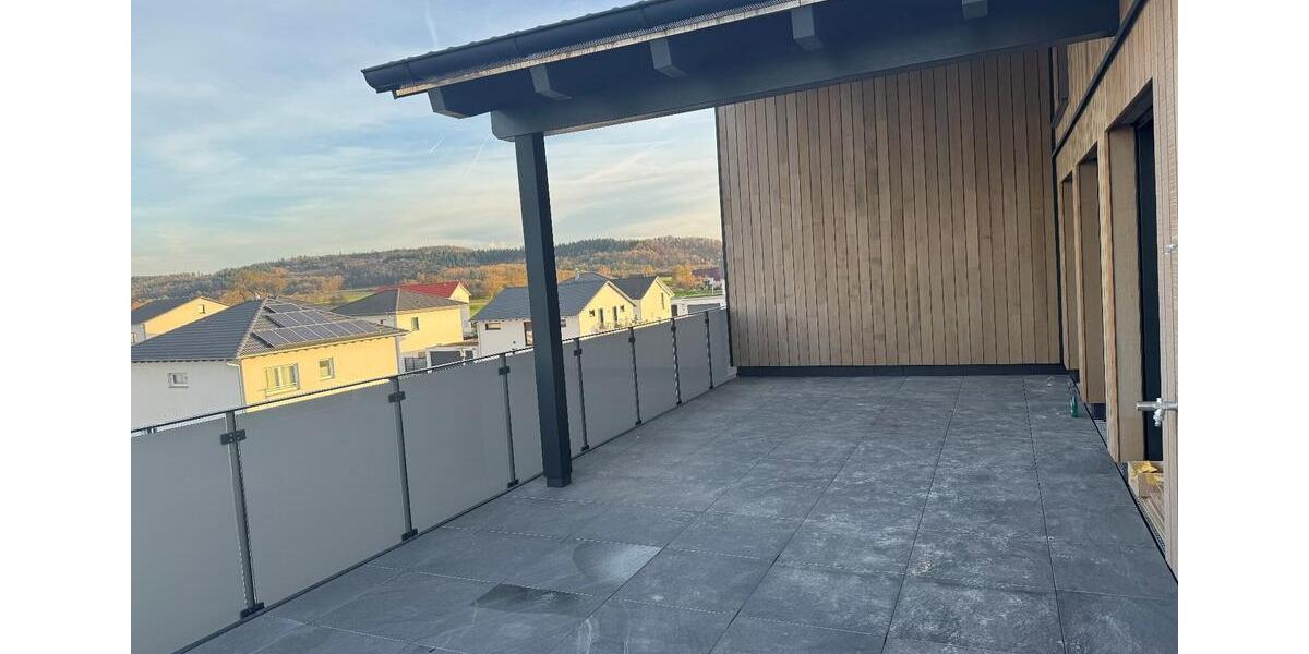 Luxus 4-Zimmerwohnung im 2.OG in Satteldorf mit großer Dachterrasse 4 zimmer