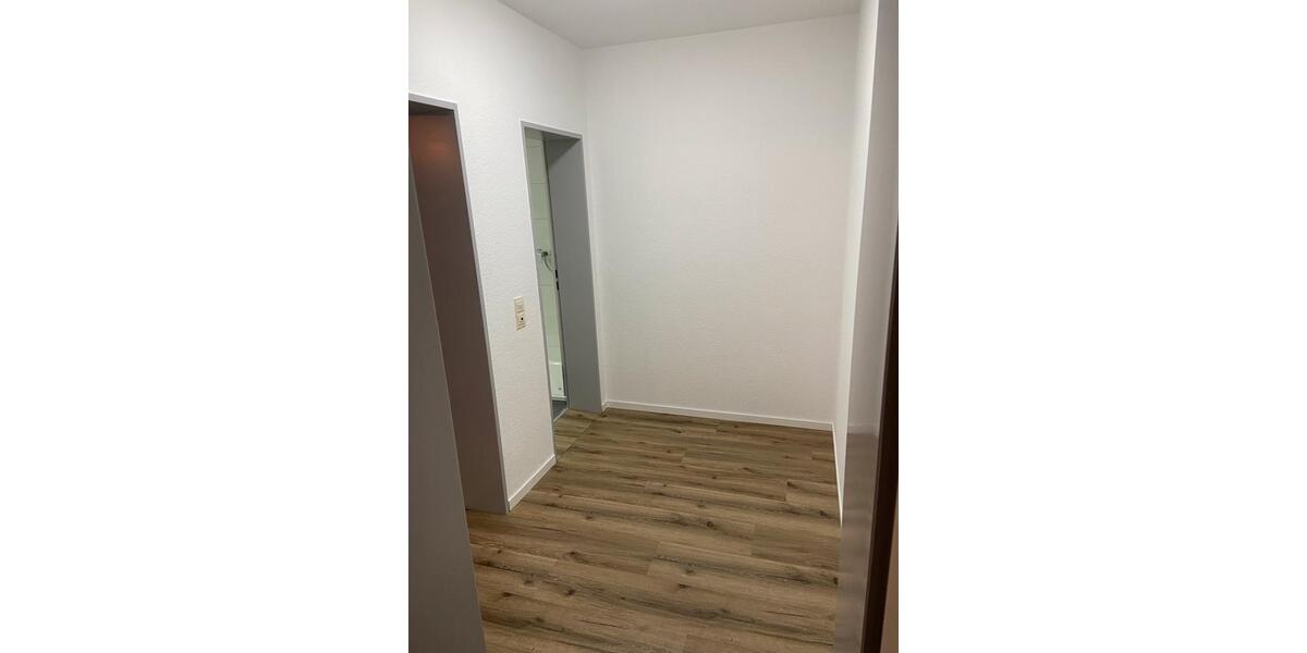 Etagenwohnung Lemgo - 1 Zimmer, 56 m&sup2;, 420&euro; | Angebot:25854682