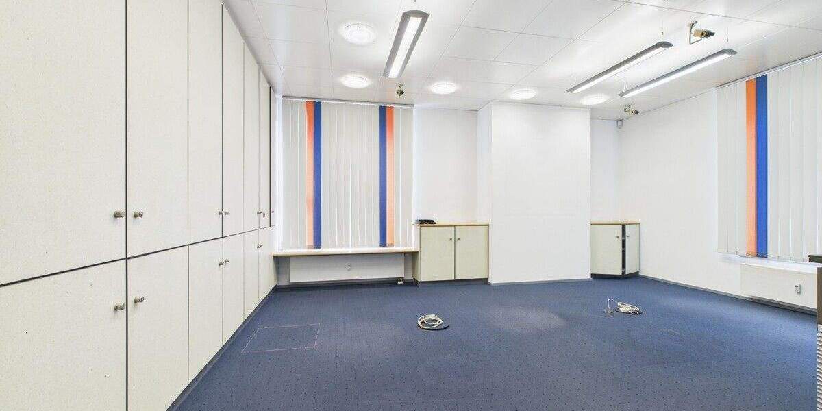 Gewerbeobjekt Regensburg / Prüfening Westenviertel - 8 Zimmer, 199 m&sup2;, 4.700&euro; | Angebot:25704935