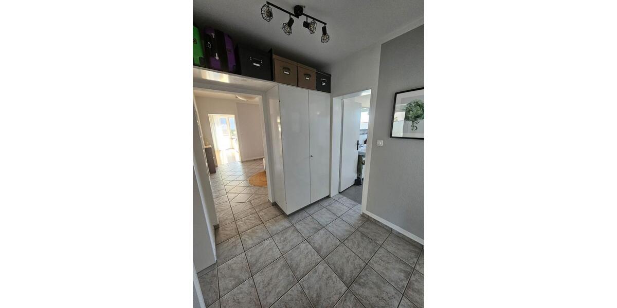 Etagenwohnung Weiden in der Oberpfalz - 4 Zimmer, 106 m&sup2;, 1.300&euro; | Angebot:26620619