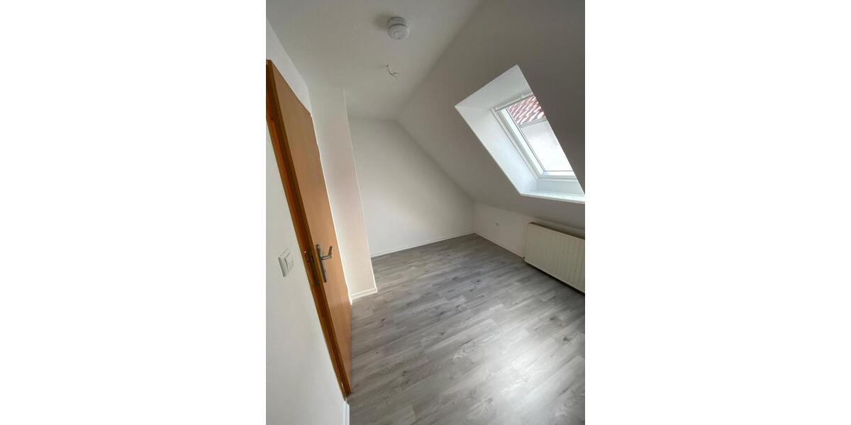 Dachgeschoßwohnung Steyerberg - 3.5 Zimmer, 95 m&sup2;, 750&euro; | Angebot:26289865