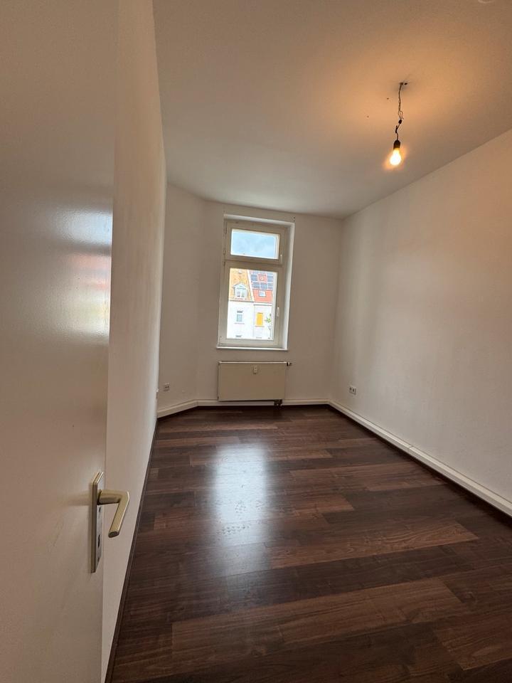 Helles 10 m²-Zimmer in Leipzig- Lindenau 04177