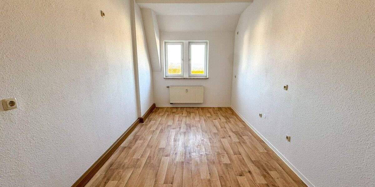 Etagenwohnung Aue-Bad Schlema Bad Schlema - 5 Zimmer, 130 m&sup2;, 800&euro; | Angebot:25801765
