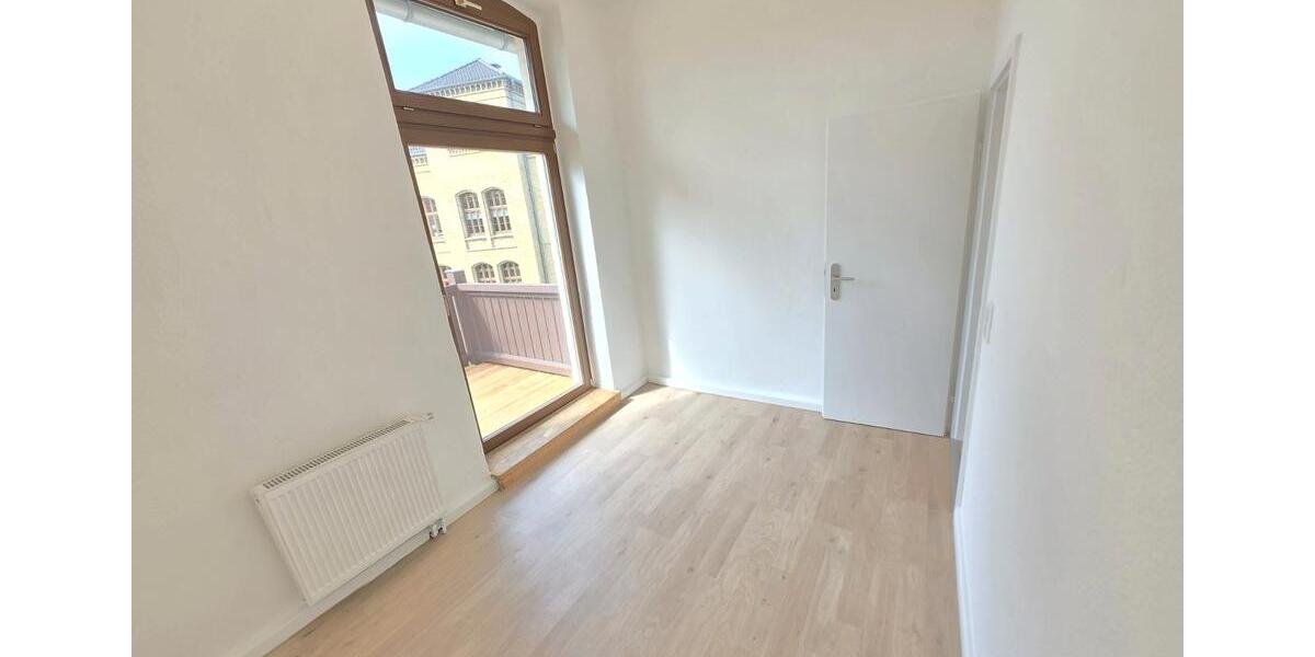 Etagenwohnung Blankenburg (Harz) - 3.5 Zimmer, 87 m&sup2;, 599&euro; | Angebot:26656109