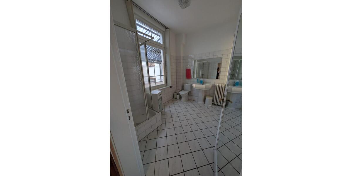 Reihenhaus Ratzeburg - 10 Zimmer, 582 m&sup2;, 3.500&euro; | Angebot:24551388