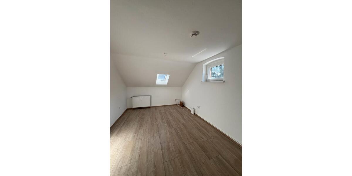 Wohnen auf Zeit Siegen Kaan-Marienborn - 4 Zimmer, 64 m&sup2;, 500&euro; | Angebot:25678701