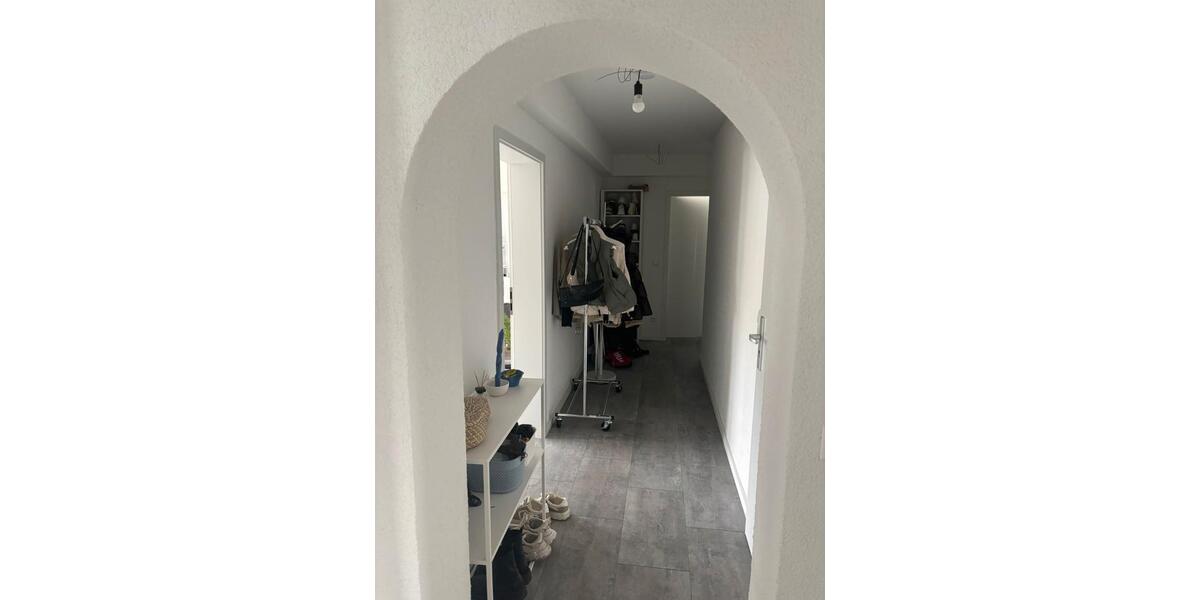 Etagenwohnung Fellbach - 3.5 Zimmer, 89 m&sup2;, 1.325&euro; | Angebot:26036675