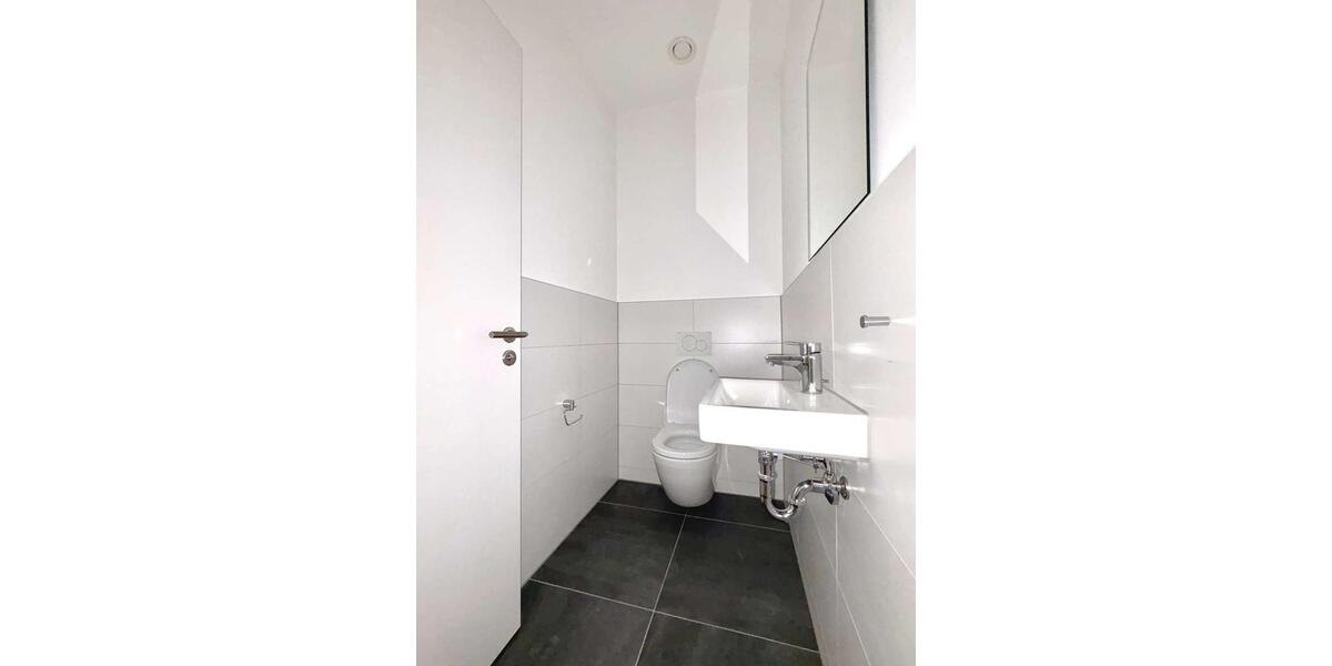 Dachgeschoßwohnung Kempten (Allgäu) Auf der Halde - 3 Zimmer, 108 m&sup2;, 1.550&euro; | Angebot:26563867