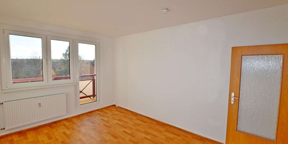 Etagenwohnung Sangerhausen Othal - 3 Zimmer, 61 m&sup2;, 366&euro; | Angebot:25992428