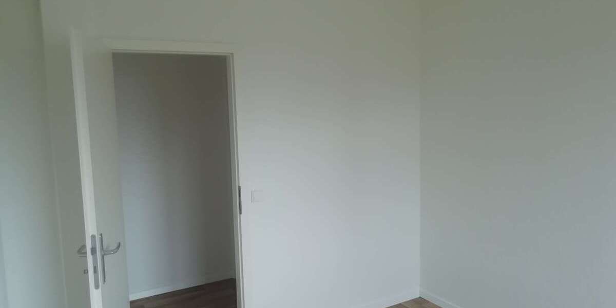 2 Zimmer Wohnung mit Einbauküche! 2 zimmer