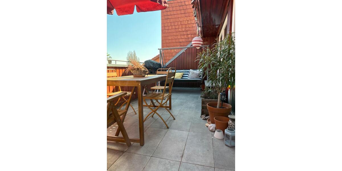 Dachgeschoßwohnung Dresden Neustadt - 4.5 Zimmer, 160 m&sup2;, 2.890&euro; | Angebot:26491974