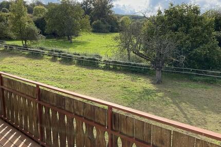 Toller Ausblick - Helle Zwei-Zimmer-Wohnung in ruhigem Zweifamilienhaus! 2 zimmer