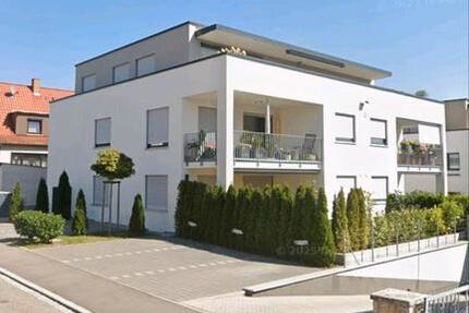 Schöne 4,5 Zimmer EG Wohnung mit Terrasse und Garten in Schönaich 4.5 zimmer