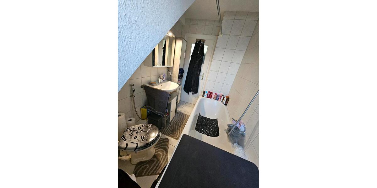 Dachgeschoßwohnung Wolfsburg - 2 Zimmer, 40 m&sup2;, 465&euro; | Angebot:26587342