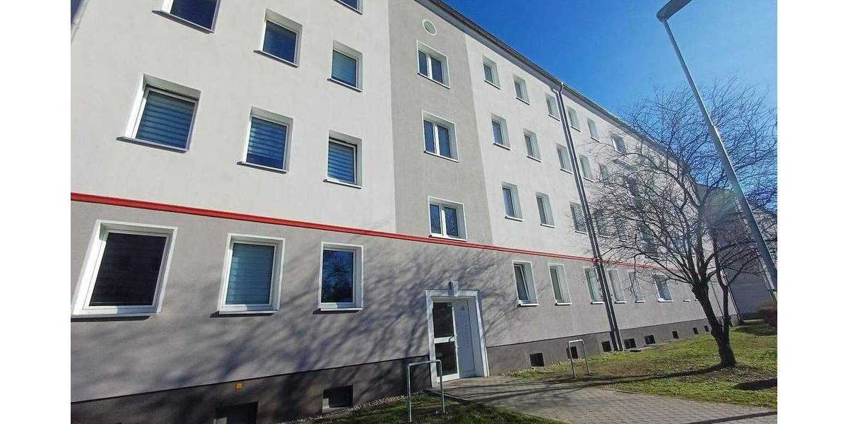 Etagenwohnung Merseburg - 4 Zimmer, 84 m&sup2;, 547&euro; | Angebot:25694817