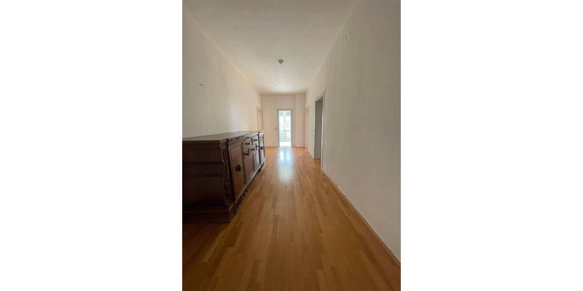 Etagenwohnung Rastatt - 3 Zimmer, 112 m&sup2;, 960&euro; | Angebot:26154386