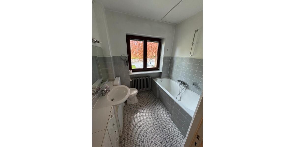 Reihenhaus Kiel Blücherplatz - 6 Zimmer, 130 m&sup2;, 1.600&euro; | Angebot:26665826