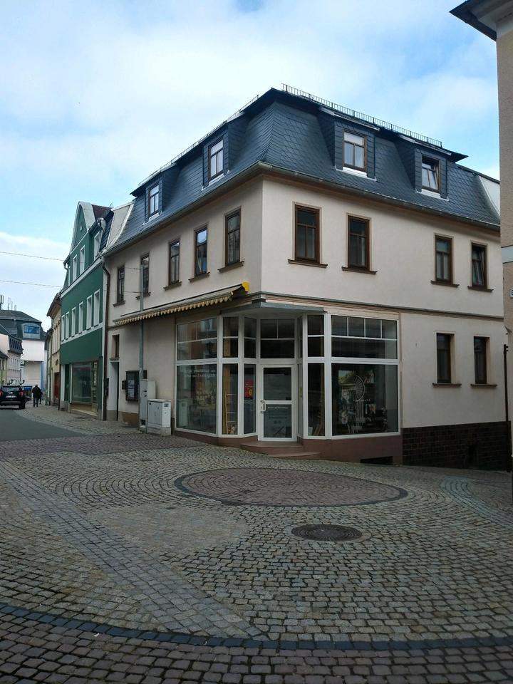Schöne helle 2 Zimmer Wohnung