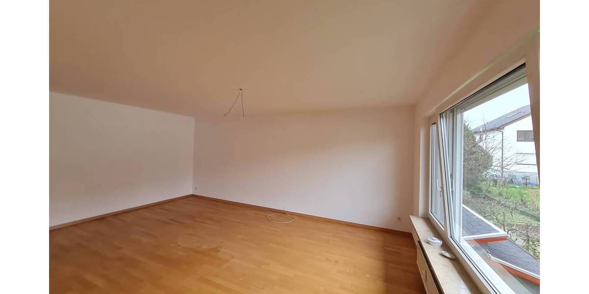 Schöne 4-Zimmerwohnung mit Balkon in traumhafter Lage in HN-Sontheim zu vermieten 4 zimmer