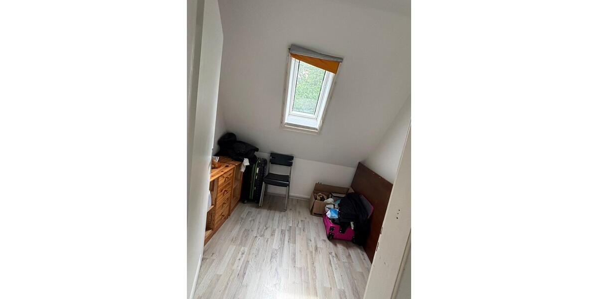 Dachgeschoßwohnung Beelen - 3 Zimmer, 70 m&sup2;, 670&euro; | Angebot:26639574