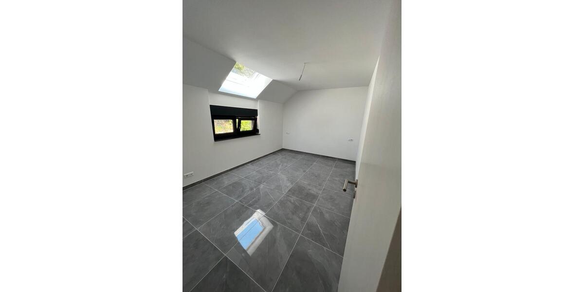 Etagenwohnung Mühlacker - 4.5 Zimmer, 75 m&sup2;, 1.150&euro; | Angebot:26546707