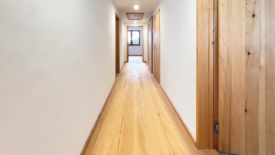 Dachgeschoßwohnung Waldshut-Tiengen Tiengen - 3 Zimmer, 60 m&sup2;, 720&euro; | Angebot:25097393