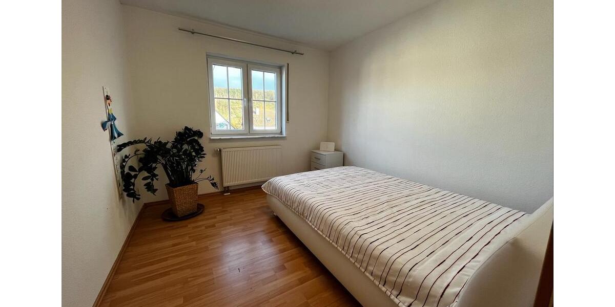 Wohnen auf Zeit Urmitz - 4 Zimmer, 103 m&sup2;, 700&euro; | Angebot:24718740