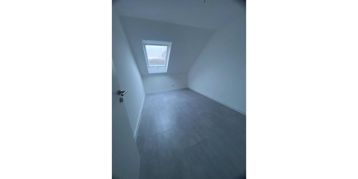 Dachgeschoßwohnung Büren - 4 Zimmer, 99 m&sup2;, 765&euro; | Angebot:24643844