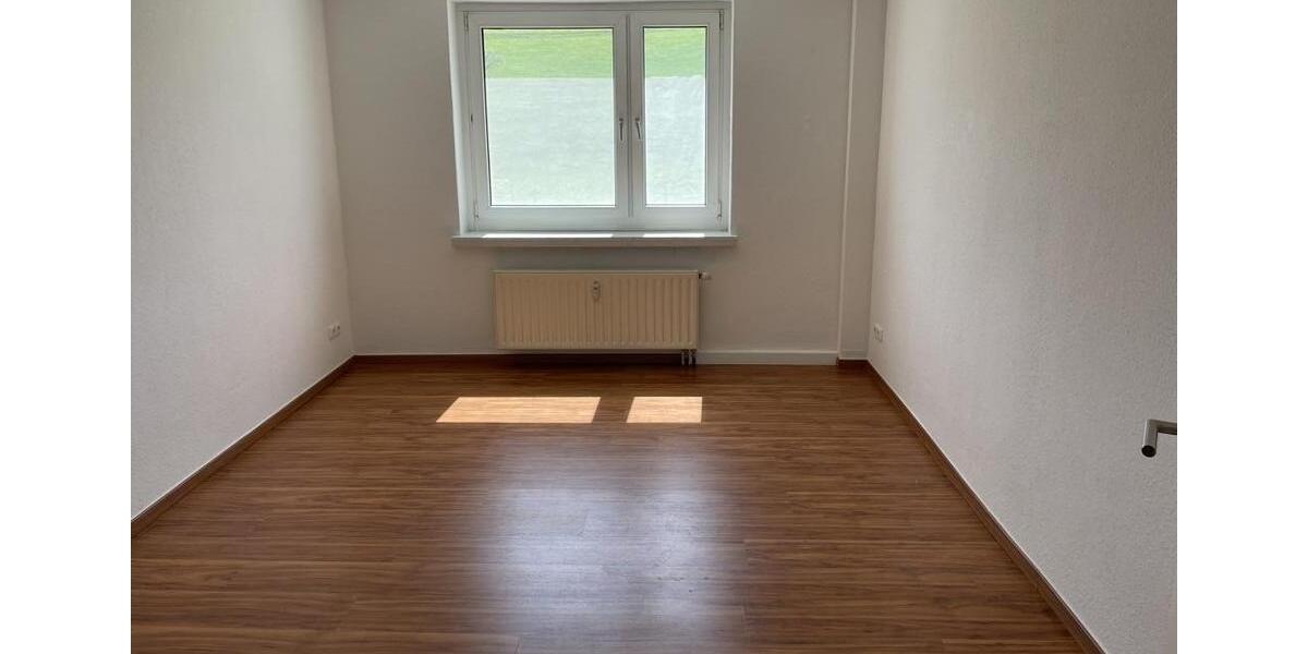 Etagenwohnung Roßwein - 2 Zimmer, 49 m&sup2;, 199&euro; | Angebot:24965351