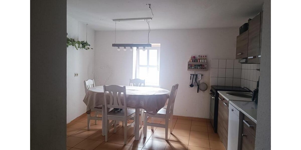 Etagenwohnung Ellrich - 3.5 Zimmer, 107 m&sup2;, 545&euro; | Angebot:22783105