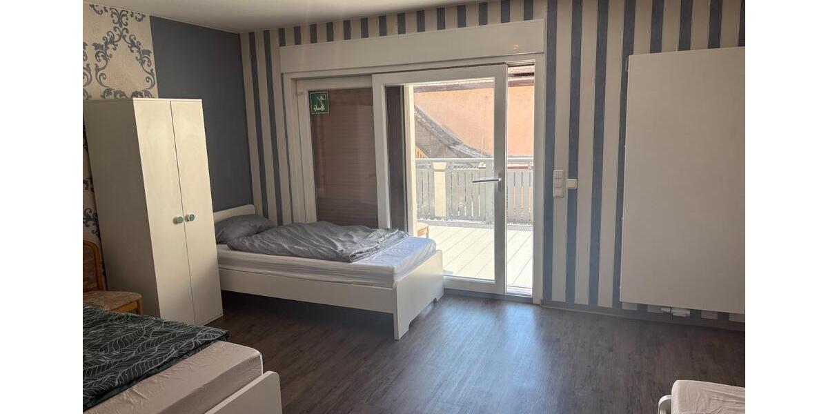 Etagenwohnung Dreieich - 3 Zimmer, 80 m&sup2;, 1.400&euro; | Angebot:26697989