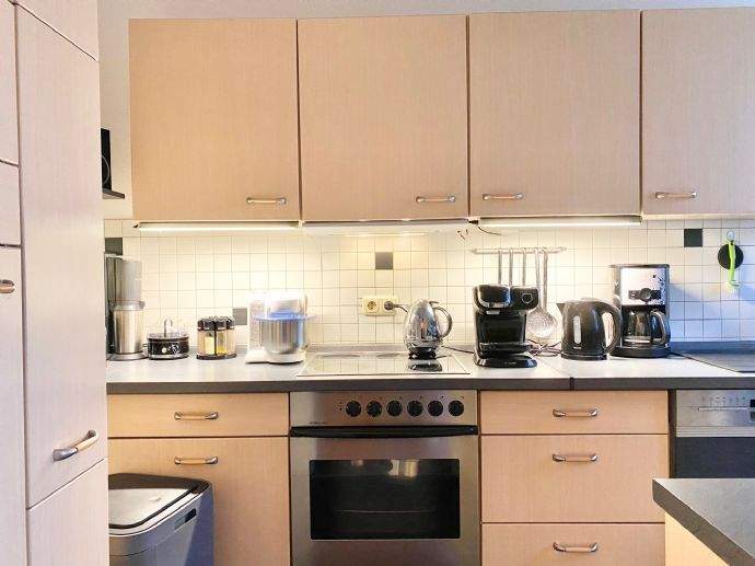 GEPFLEGTE 3 Zimmer Wohnung MIT BALKON