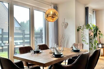 Wohnen auf Zeit Oldenburg Kreyenbrück - 5 Zimmer, 145 m&sup2;, 199&euro; | Angebot:24536048