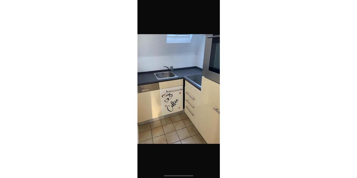 Dachgeschoßwohnung Kleinblittersdorf - 2 Zimmer, 37 m&sup2;, 270&euro; | Angebot:25836421