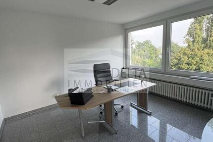 Tolles 3 Zimmer BüroKüche mit eigenem WC und Dusche wird neu vermietet. zimmer