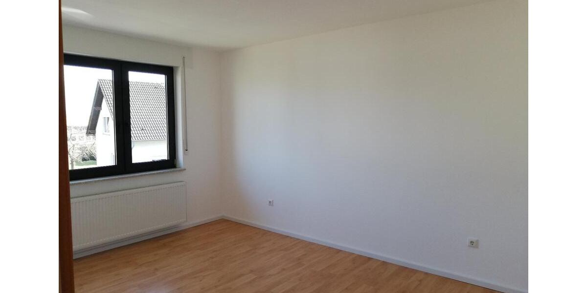 Etagenwohnung Kirchberg (Hunsrück) - 3 Zimmer, 71 m&sup2;, 600&euro; | Angebot:26035580
