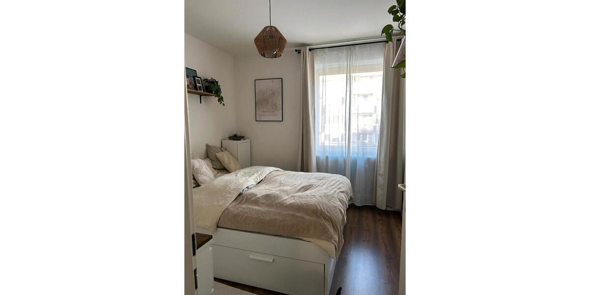 Etagenwohnung Lübeck Sankt Gertrud - 2 Zimmer, 78 m&sup2;, 1.300&euro; | Angebot:26461741