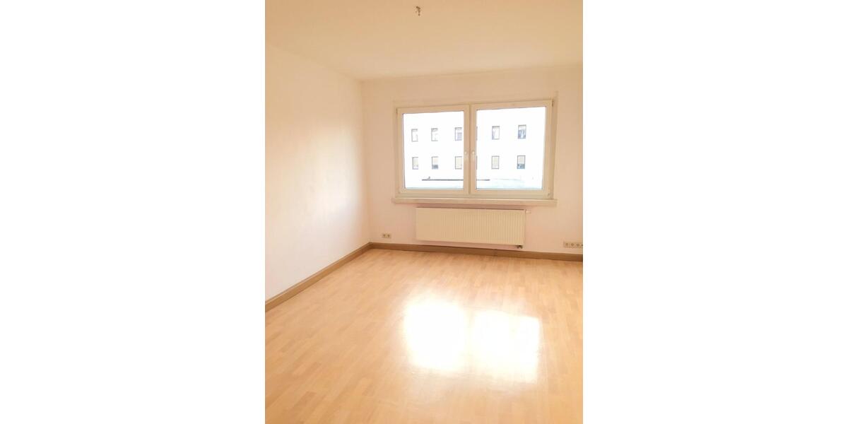 Etagenwohnung Ostrau - 4 Zimmer, 85 m&sup2;, 510&euro; | Angebot:24378963