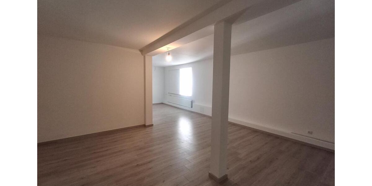 Kernsanierte Gewerbeeinheit in attraktiver Lage zimmer