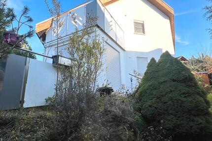 Komplett renovierte Doppelhaushälfte im Herzen von Lonsee 5 zimmer