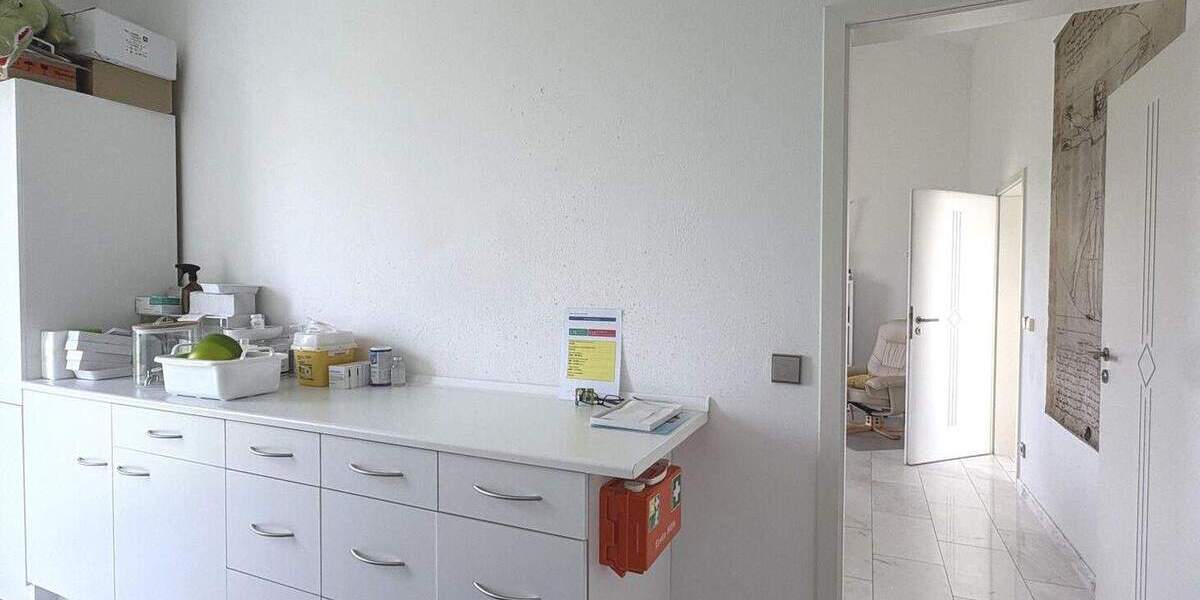 Gewerbeobjekt Ammerbuch Altingen - 2.200&euro; | Angebot:24486959