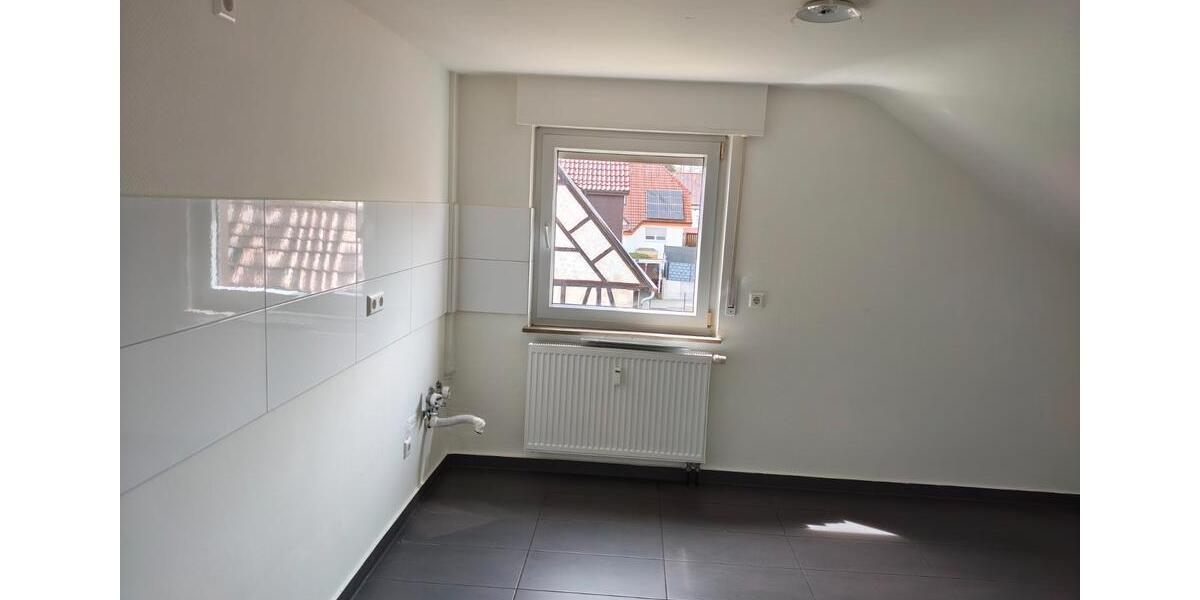 Dachgeschoßwohnung Rutesheim - 3 Zimmer, 49 m&sup2;, 500&euro; | Angebot:26403411