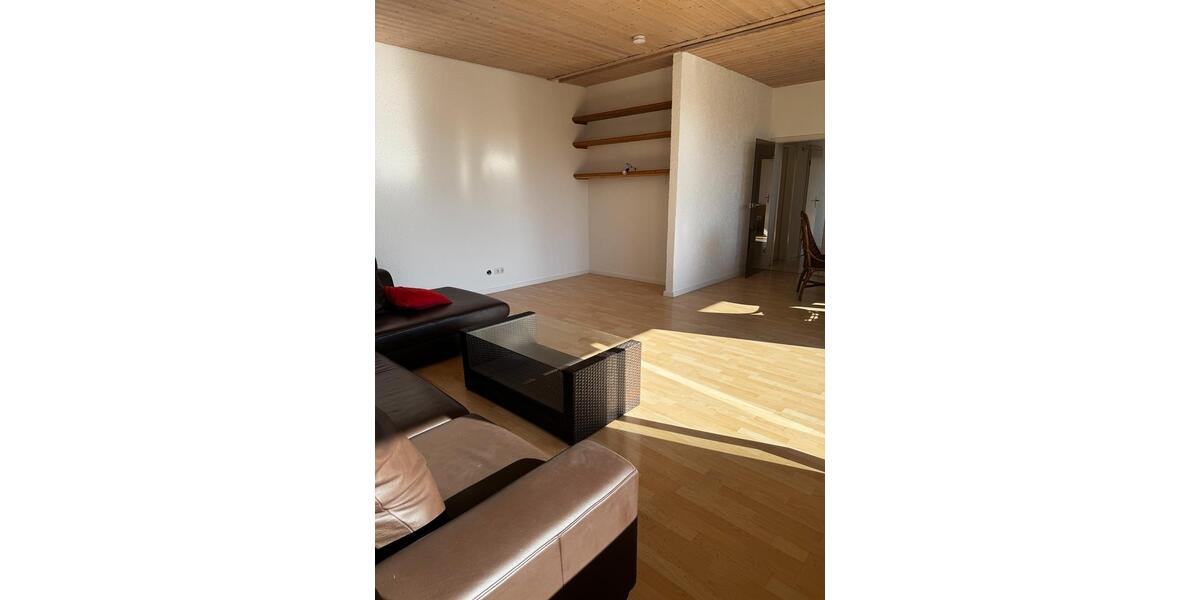 Etagenwohnung Kelkheim (Taunus) - 2 Zimmer, 90 m&sup2;, 1.260&euro; | Angebot:26551697