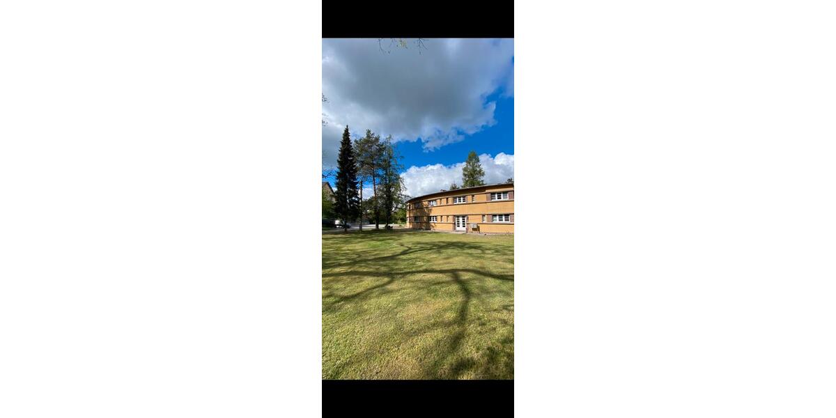 Etagenwohnung Gräfenhainichen - 2 Zimmer, 70 m&sup2;, 560&euro; | Angebot:24976096